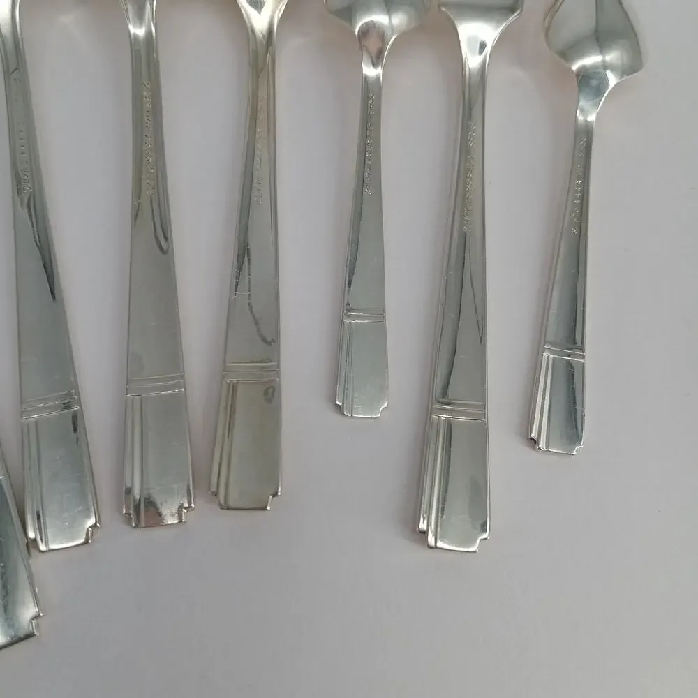 11X Serving Oneida Prestige GRENOBLE Silverplate Spoons Fork Spreaders Ladle Slo